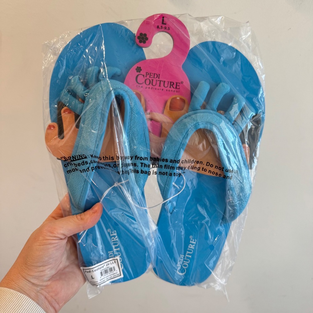 NWT Pedi Couture‎ Pedicure Sandals Blue Toe Separator Flip Flops Size L 8.5-9.5